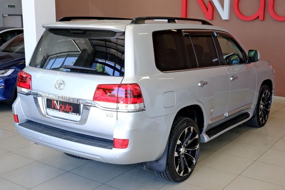 Продам Toyota Land Cruiser 200 2018 года в Одессе