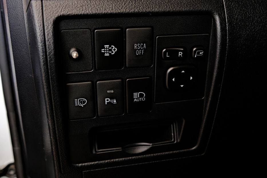 Продам Toyota Land Cruiser 200 2018 года в Одессе