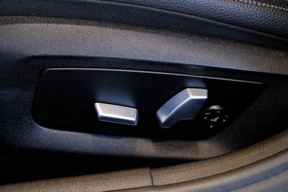 Продам BMW 520 2019 года в Одессе