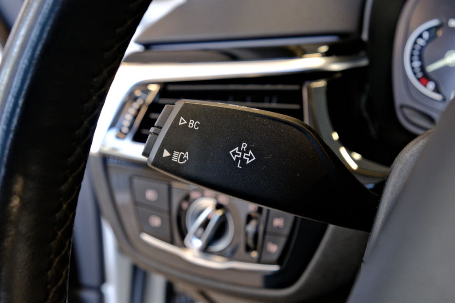 Продам BMW 520 2019 года в Одессе