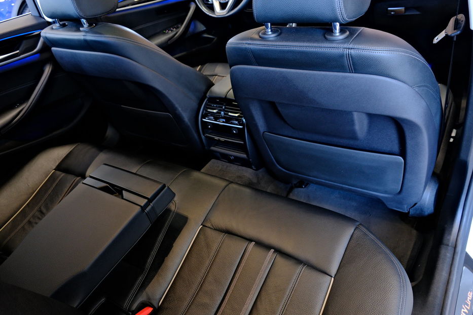 Продам BMW 520 2019 года в Одессе