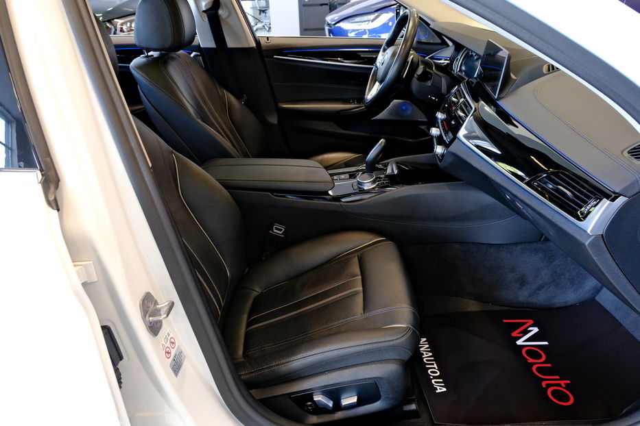 Продам BMW 520 2019 года в Одессе