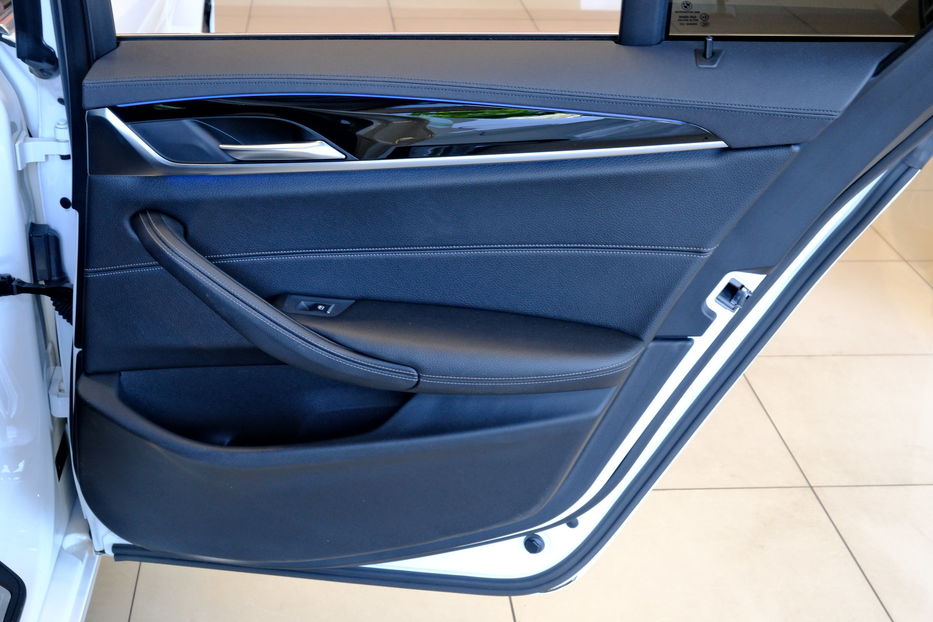 Продам BMW 520 2019 года в Одессе