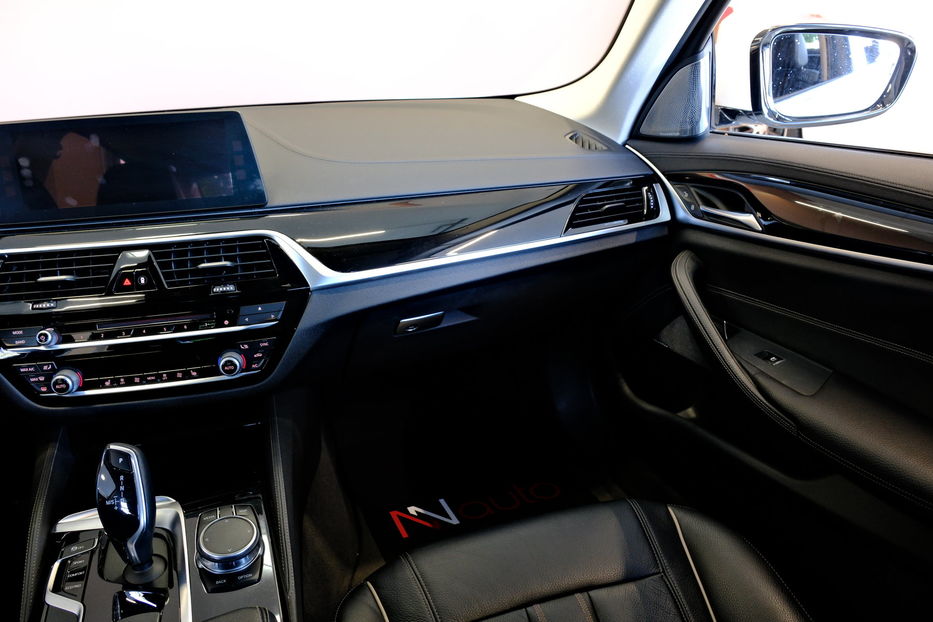Продам BMW 520 2019 года в Одессе