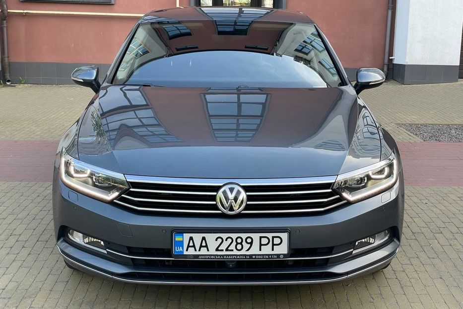 Продам Volkswagen Passat B8 Highline premium 2016 года в Киеве