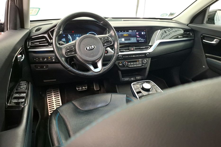 Продам Kia Niro 64 kw PREMIUM cal 2021 года в Львове