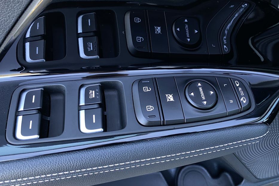 Продам Kia Niro 64кВтТепловийПідгрвсидінькерма 2021 года в Львове