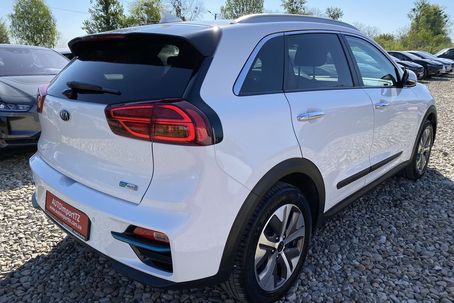 Продам Kia Niro 64кВтТепловийПідгрвсидінькерма 2021 года в Львове