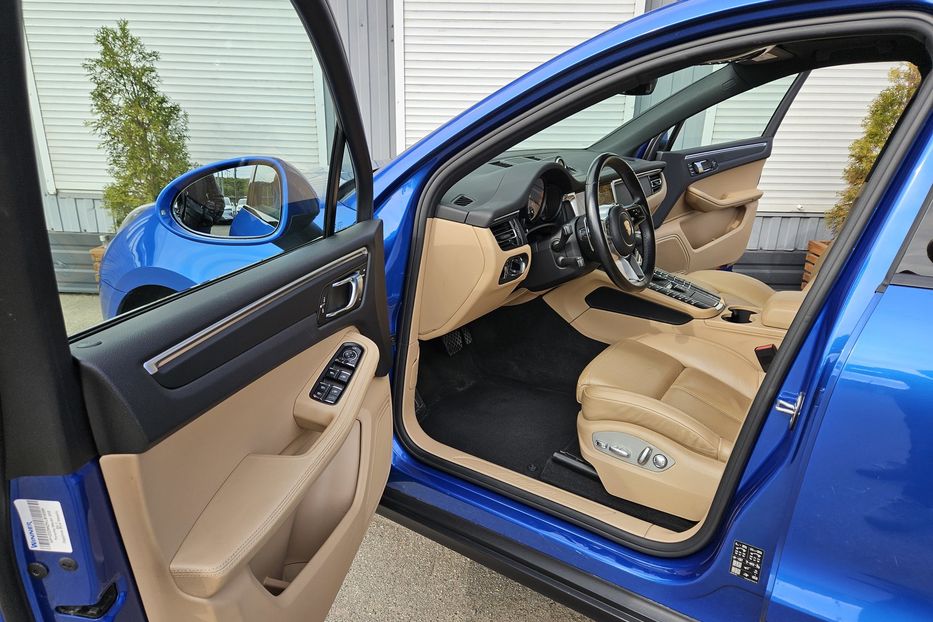 Продам Porsche Macan Офіційний! 2019 года в Киеве