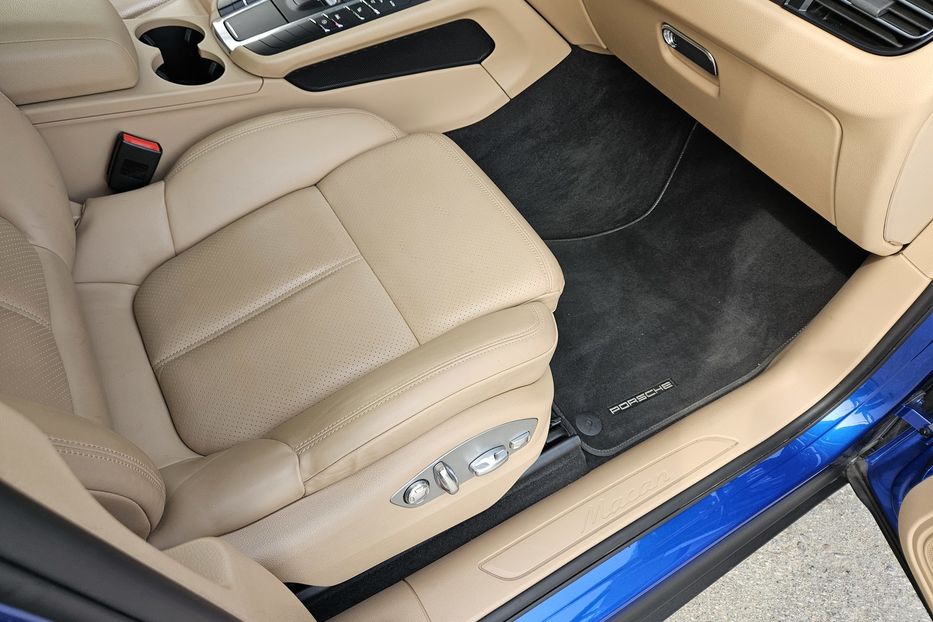 Продам Porsche Macan Офіційний! 2019 года в Киеве