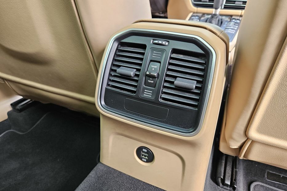 Продам Porsche Macan Офіційний! 2019 года в Киеве