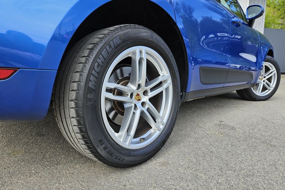 Продам Porsche Macan Офіційний! 2019 года в Киеве