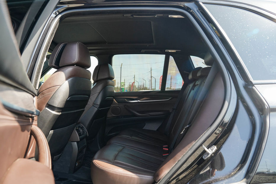 Продам BMW X5 xDrive30d 2015 года в Черновцах