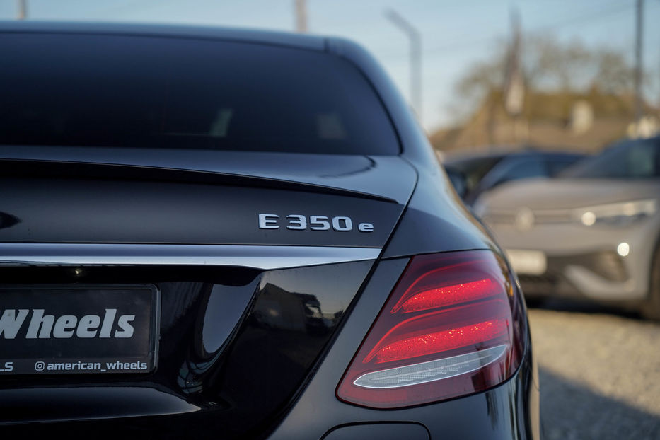 Продам Mercedes-Benz E-Class 350e AMG 2016 года в Черновцах