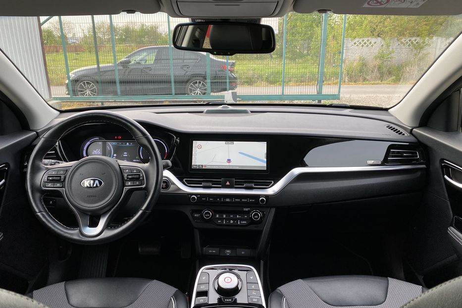 Продам Kia Niro 64кВтКамераПідігрівсидінькерма 2021 года в Львове