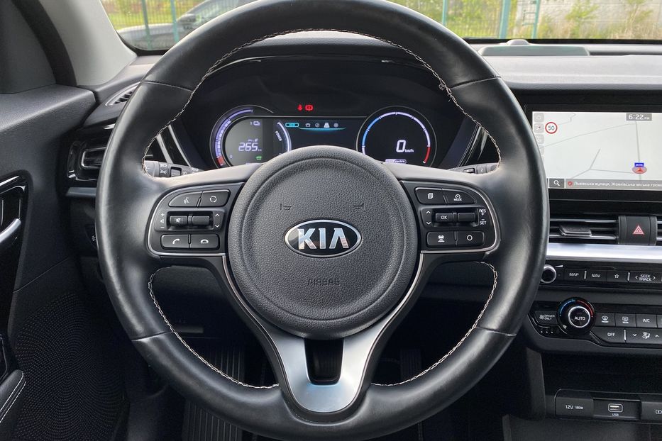 Продам Kia Niro 64кВтКамераПідігрівсидінькерма 2021 года в Львове