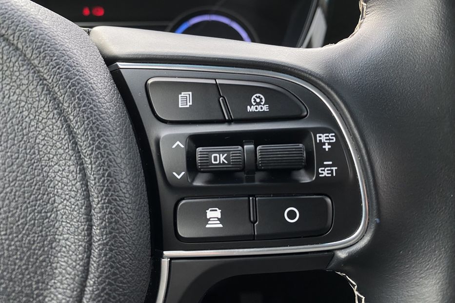 Продам Kia Niro 64кВтКамераПідігрівсидінькерма 2021 года в Львове