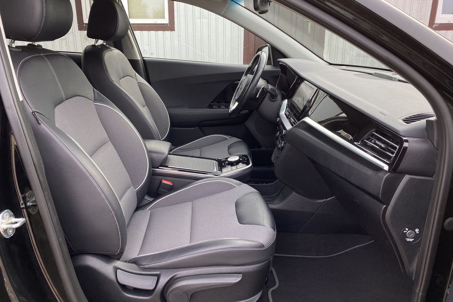 Продам Kia Niro 64кВтКамераПідігрівсидінькерма 2021 года в Львове
