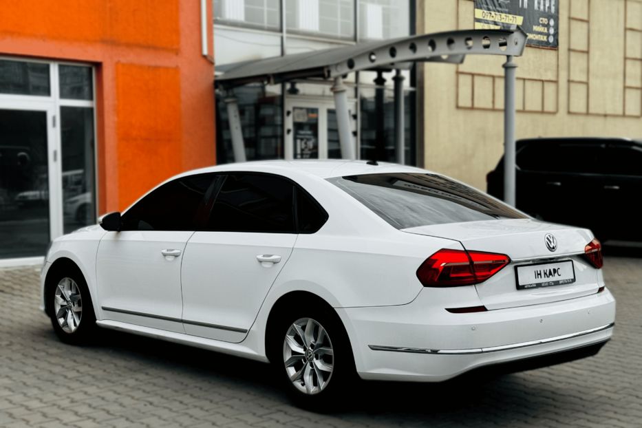 Продам Volkswagen Passat B8 SE 2016 года в Одессе