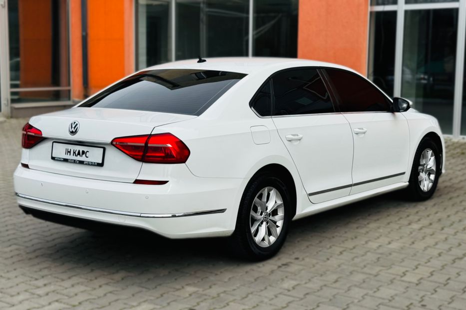 Продам Volkswagen Passat B8 SE 2016 года в Одессе