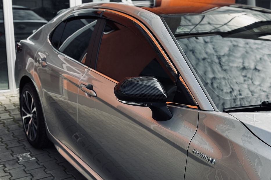 Продам Toyota Camry Hybrid 2018 года в Одессе