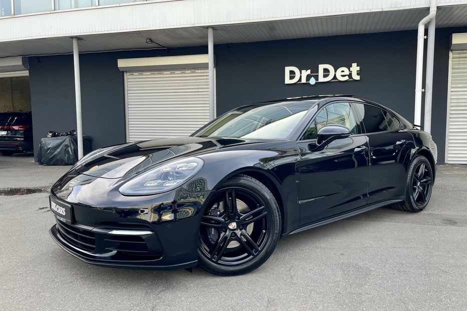 Продам Porsche Panamera 4 2020 года в Киеве