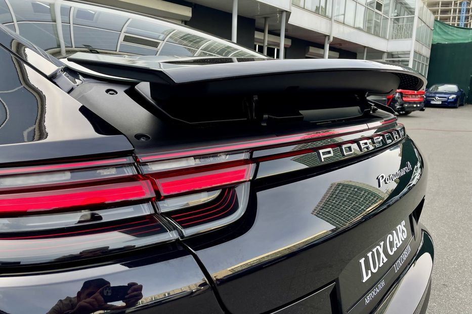 Продам Porsche Panamera 4 2020 года в Киеве