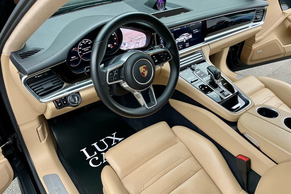 Продам Porsche Panamera 4 2020 года в Киеве