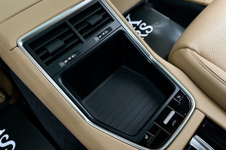 Продам Porsche Panamera 4 2020 года в Киеве