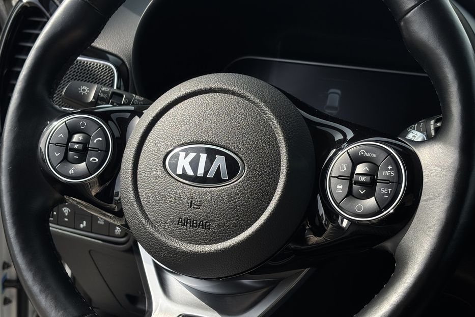 Продам Kia Soul 64квт ExecutiveLine  2020 года в Львове