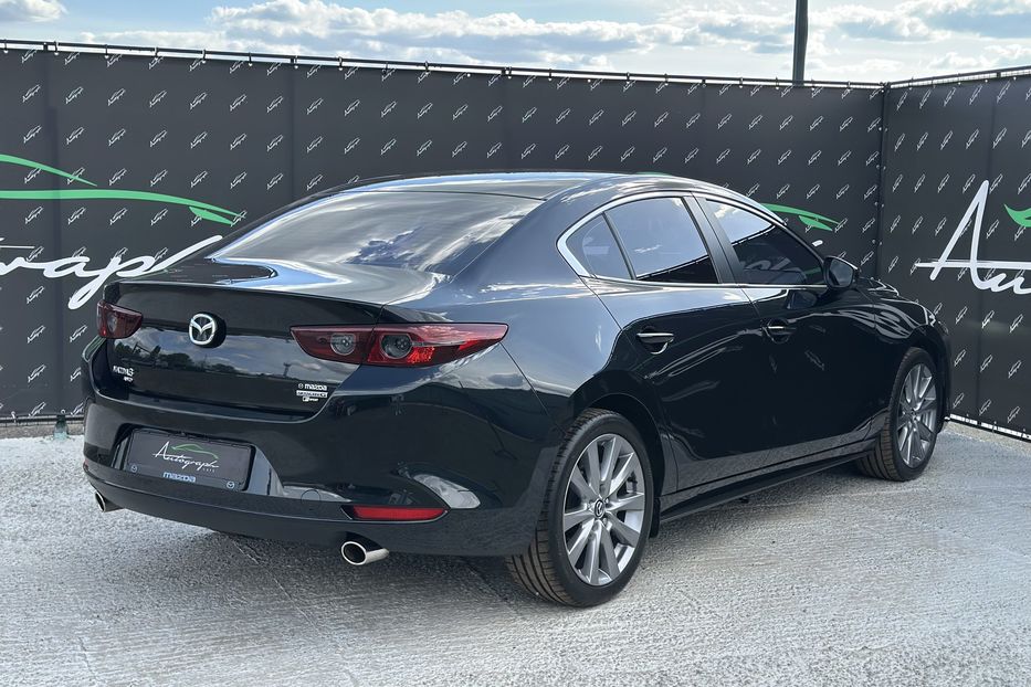 Продам Mazda 3 AWD Premium 2021 года в Киеве
