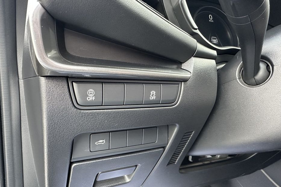 Продам Mazda 3 AWD Premium 2021 года в Киеве