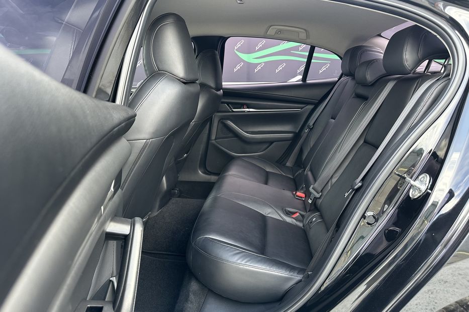 Продам Mazda 3 AWD Premium 2021 года в Киеве