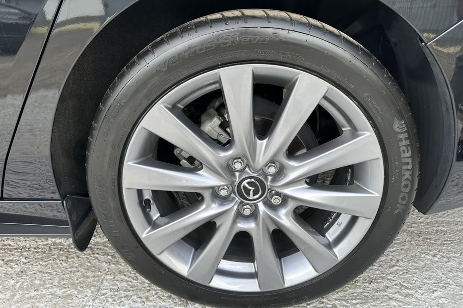 Продам Mazda 3 AWD Premium 2021 года в Киеве