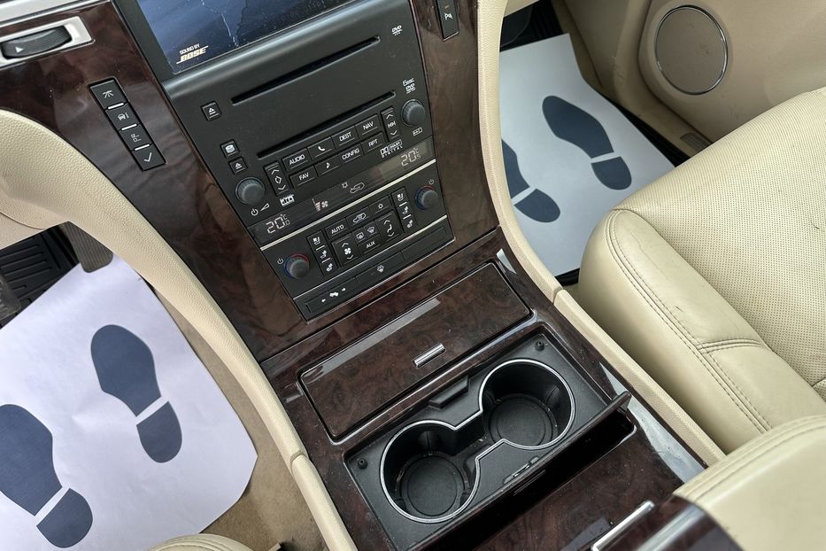 Продам Cadillac Escalade 2007 года в Киеве