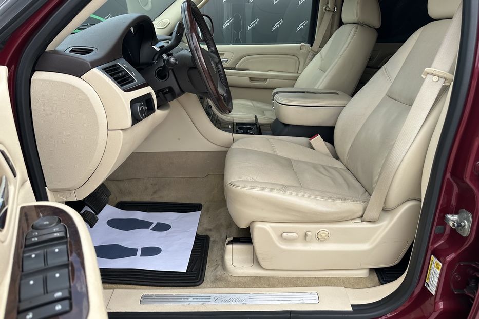 Продам Cadillac Escalade 2007 года в Киеве