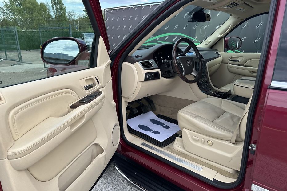 Продам Cadillac Escalade 2007 года в Киеве