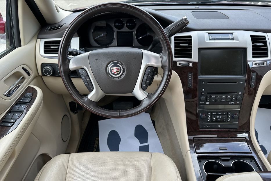 Продам Cadillac Escalade 2007 года в Киеве