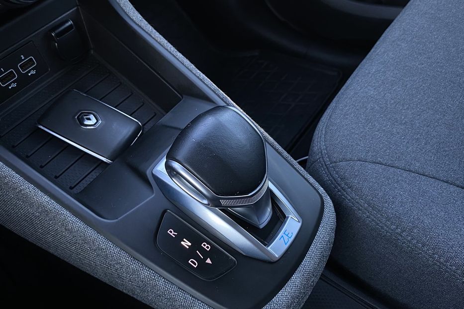 Продам Renault Zoe 2020 года в Луцке