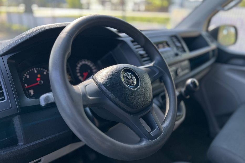 Продам Volkswagen T6 (Transporter) груз (KOMIS) 2017 года в г. Умань, Черкасская область