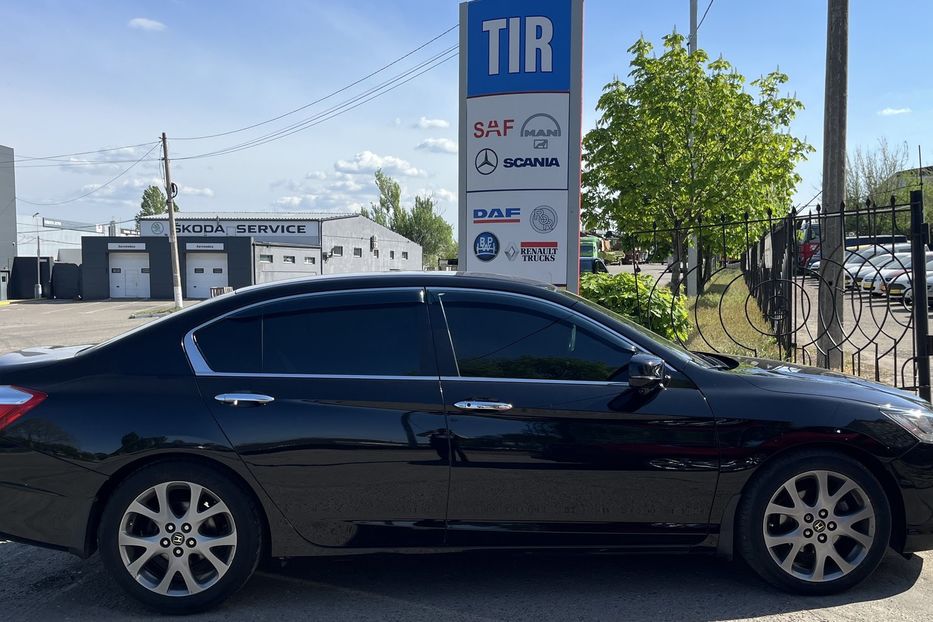 Продам Honda Accord Офіційна 2013 года в Николаеве