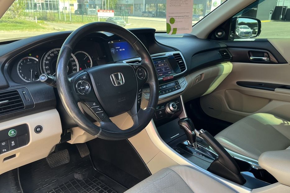 Продам Honda Accord Офіційна 2013 года в Николаеве