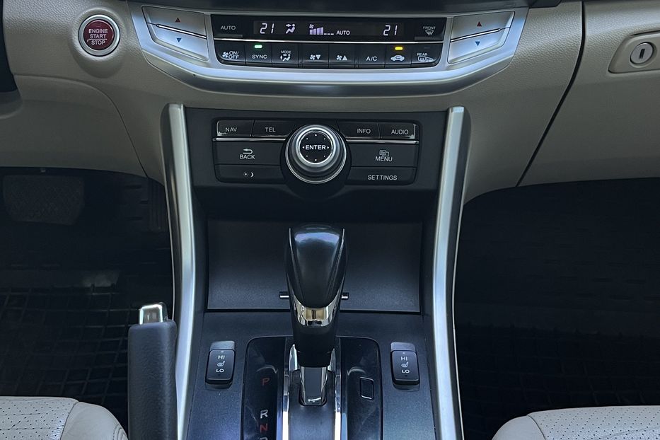 Продам Honda Accord Офіційна 2013 года в Николаеве