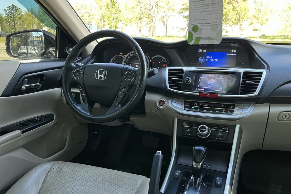 Продам Honda Accord Офіційна 2013 года в Николаеве