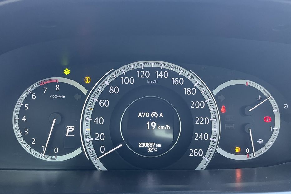 Продам Honda Accord Офіційна 2013 года в Николаеве