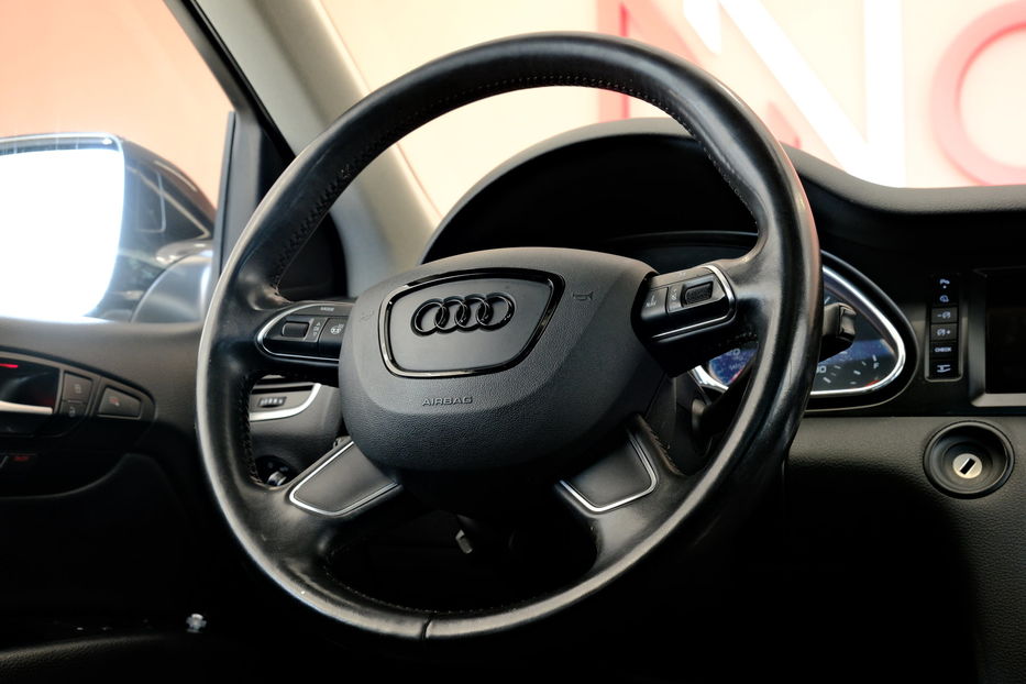 Продам Audi Q7 2014 года в Одессе