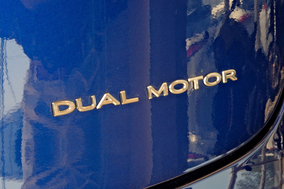 Продам Tesla Model 3 Dual Motor Long Range 2025 года в Одессе