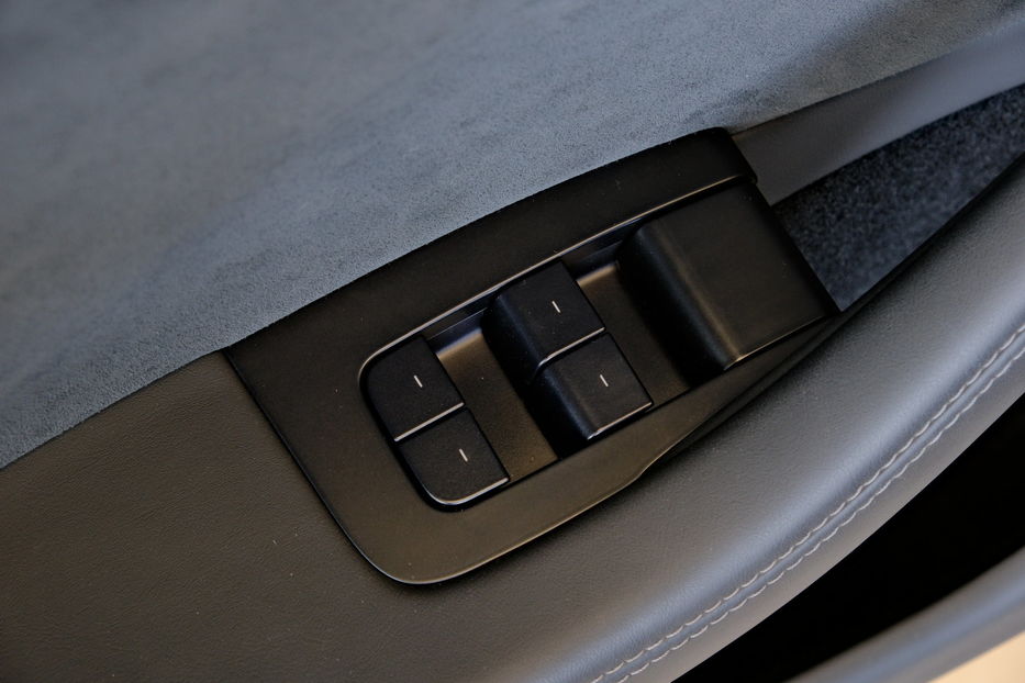 Продам Tesla Model 3 Dual Motor Long Range 2025 года в Одессе