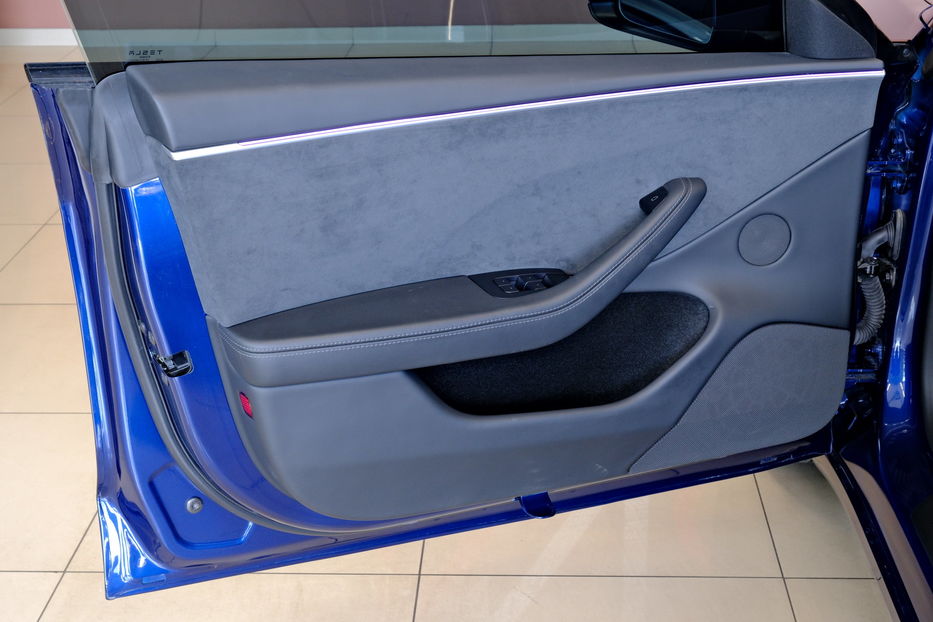 Продам Tesla Model 3 Dual Motor Long Range 2025 года в Одессе