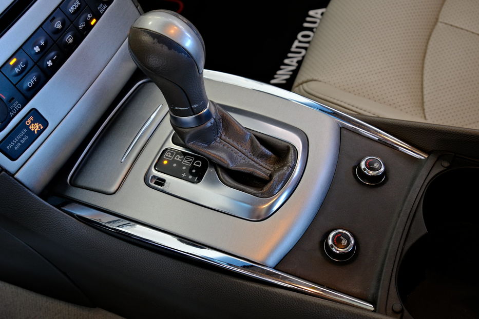 Продам Infiniti G25 2012 года в Одессе